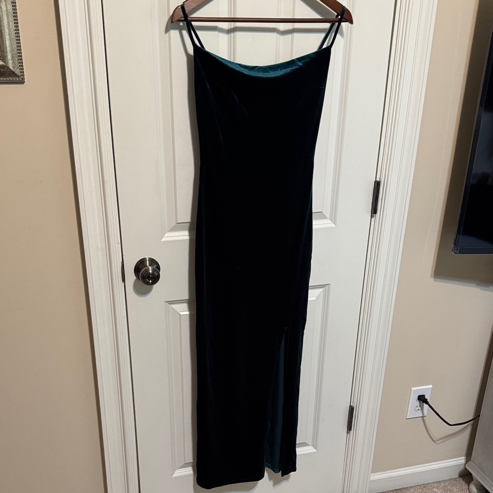 Green velvet evening gown size medium